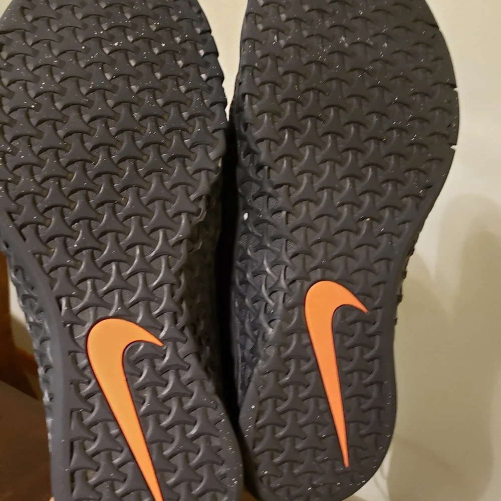 Nike Metcon 4 Triple Black Cross Training Gym Shoes size 9 - Picture 9 of 11
